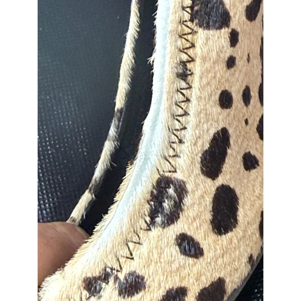 Tory Burch Sally Wedge‎ Calf Hair Animal Print Gold Logo Pumps Tan Brown 7M